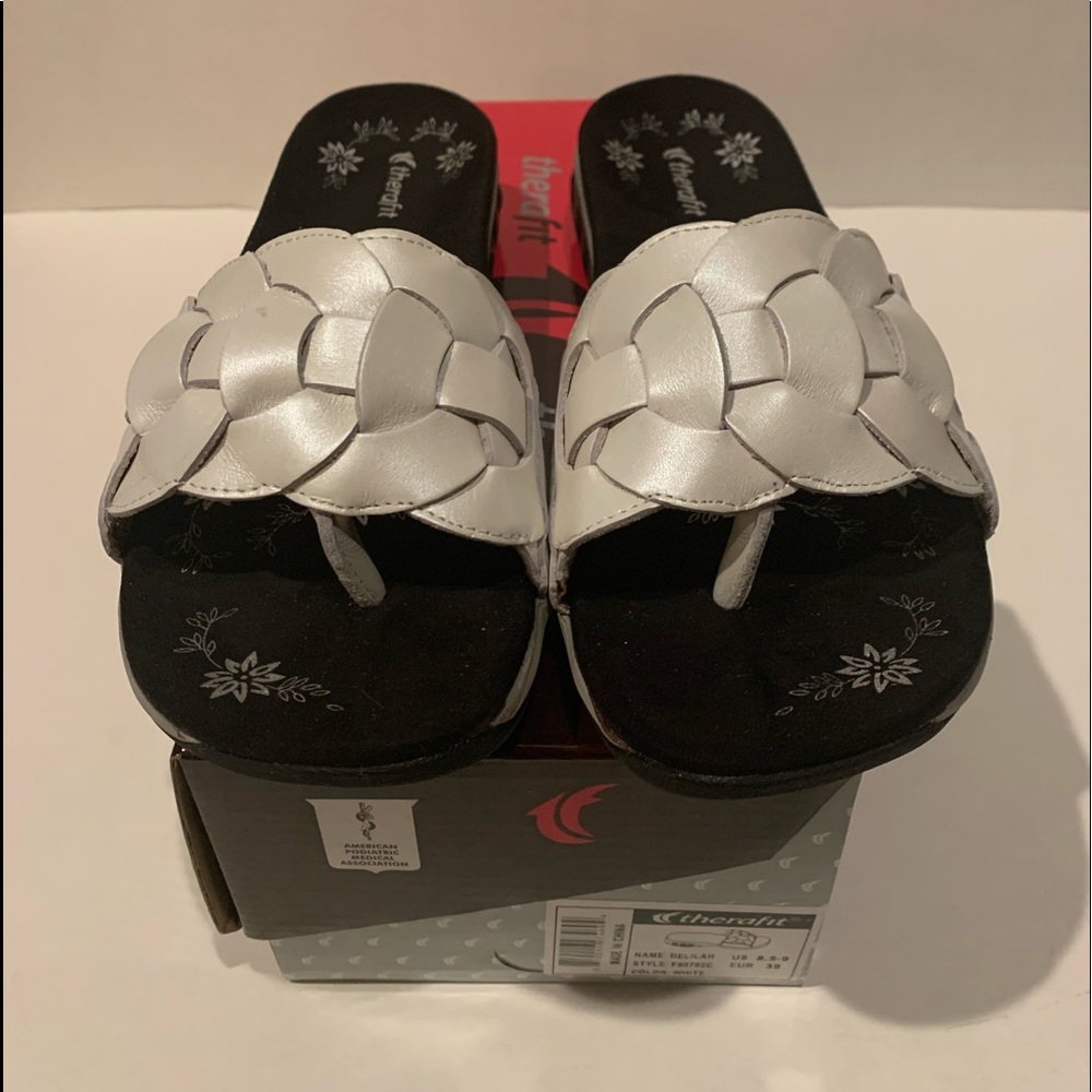 NIB THERAFIT Delilah Therapeutic White Frost Slide Sandal 9